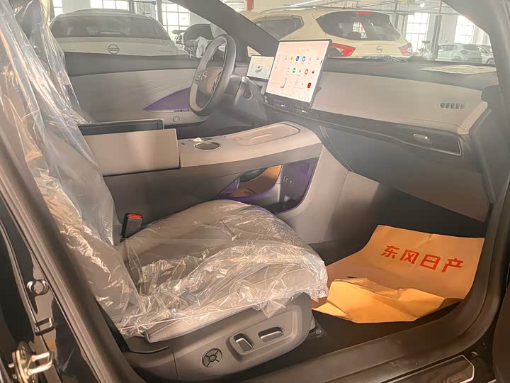 Фото 9 - Nissan N7