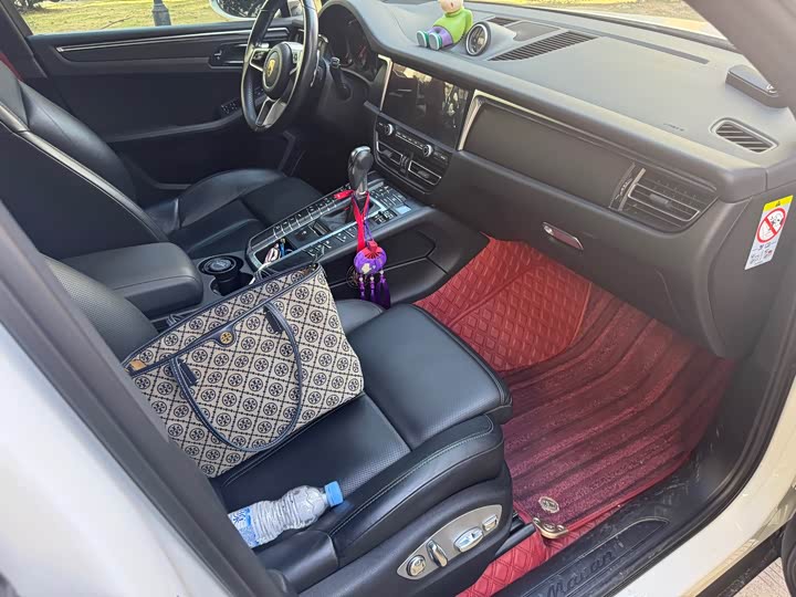 Фото 9 - Porsche Macan