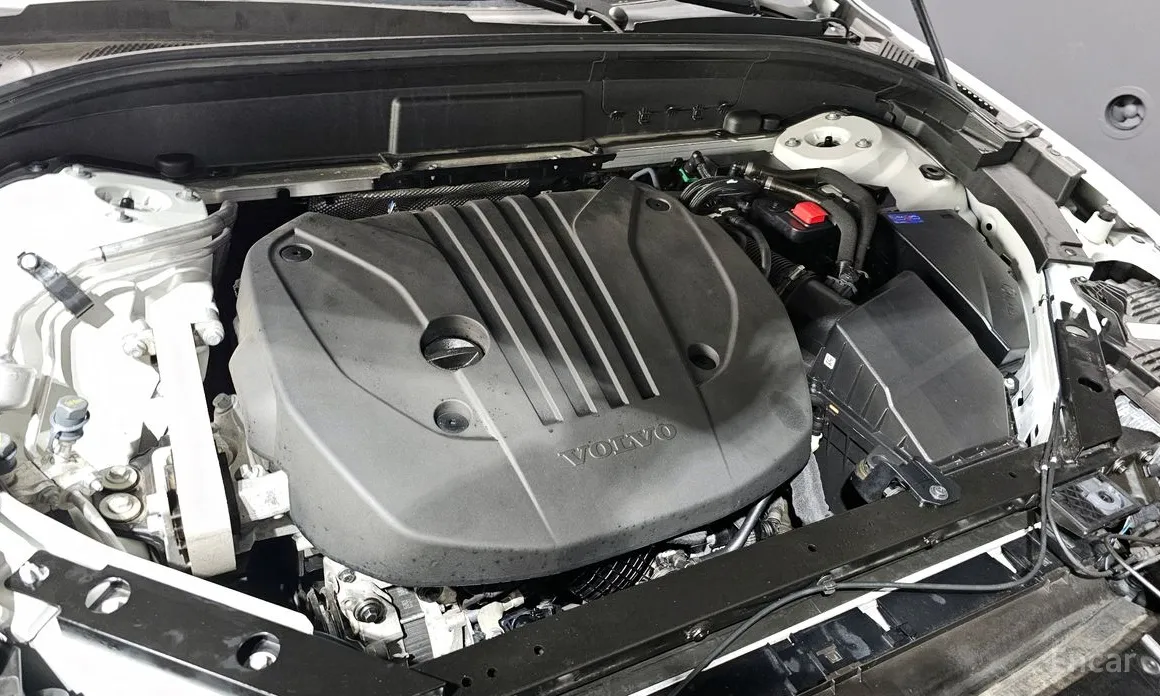 Фото 6 - Volvo XC60