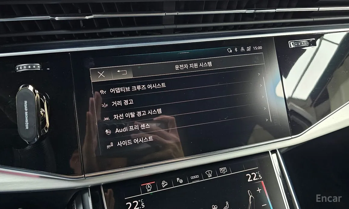 Фото 16 - Audi Q7