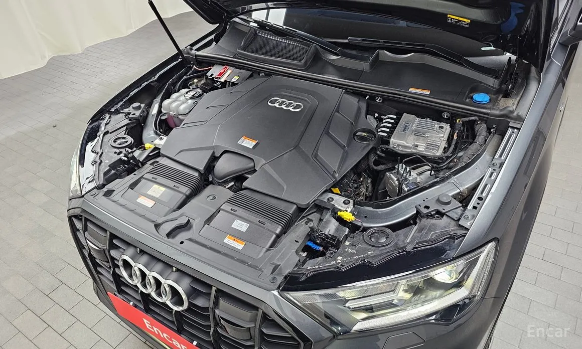 Фото 6 - Audi Q7