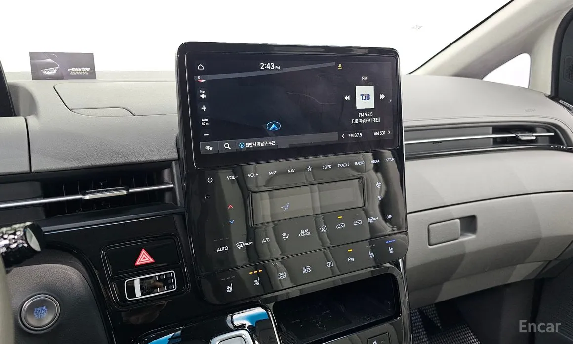 Фото 16 - Hyundai Staria