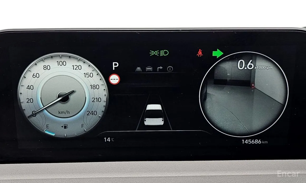 Фото 8 - Hyundai Staria