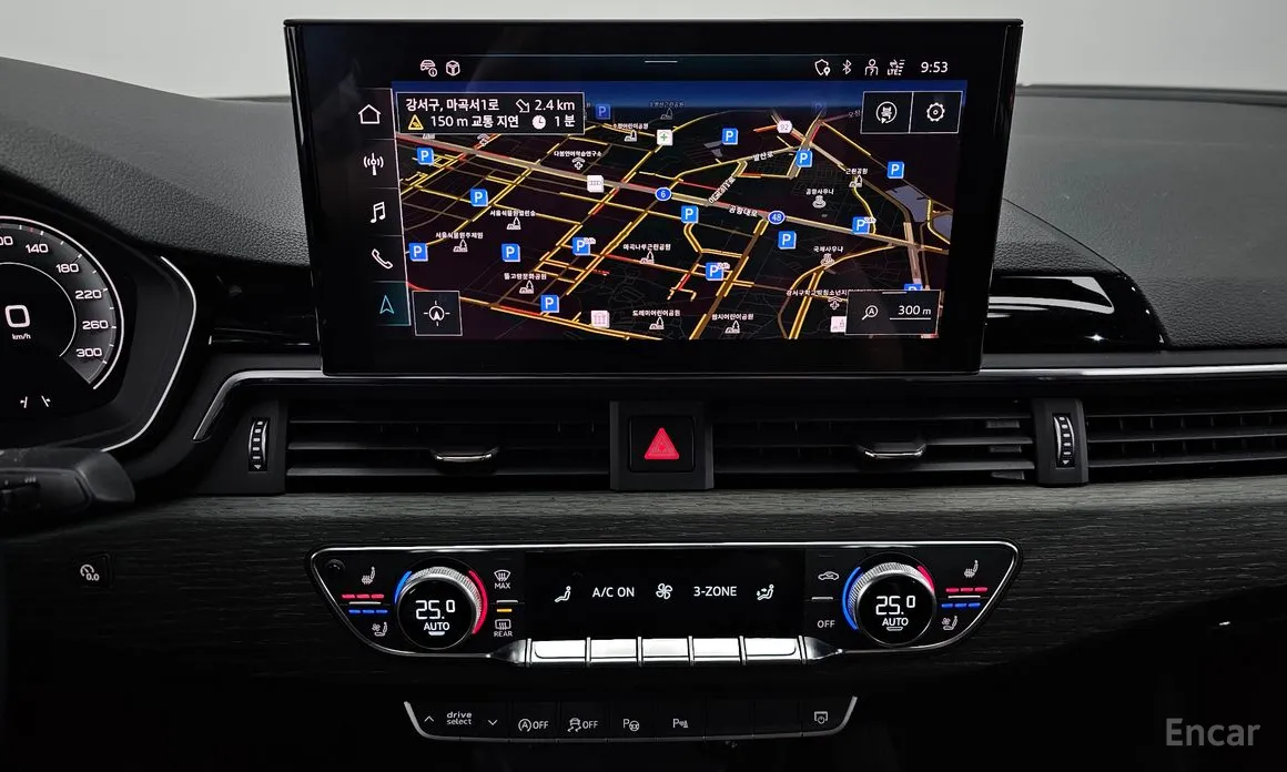 Фото 14 - Audi A4