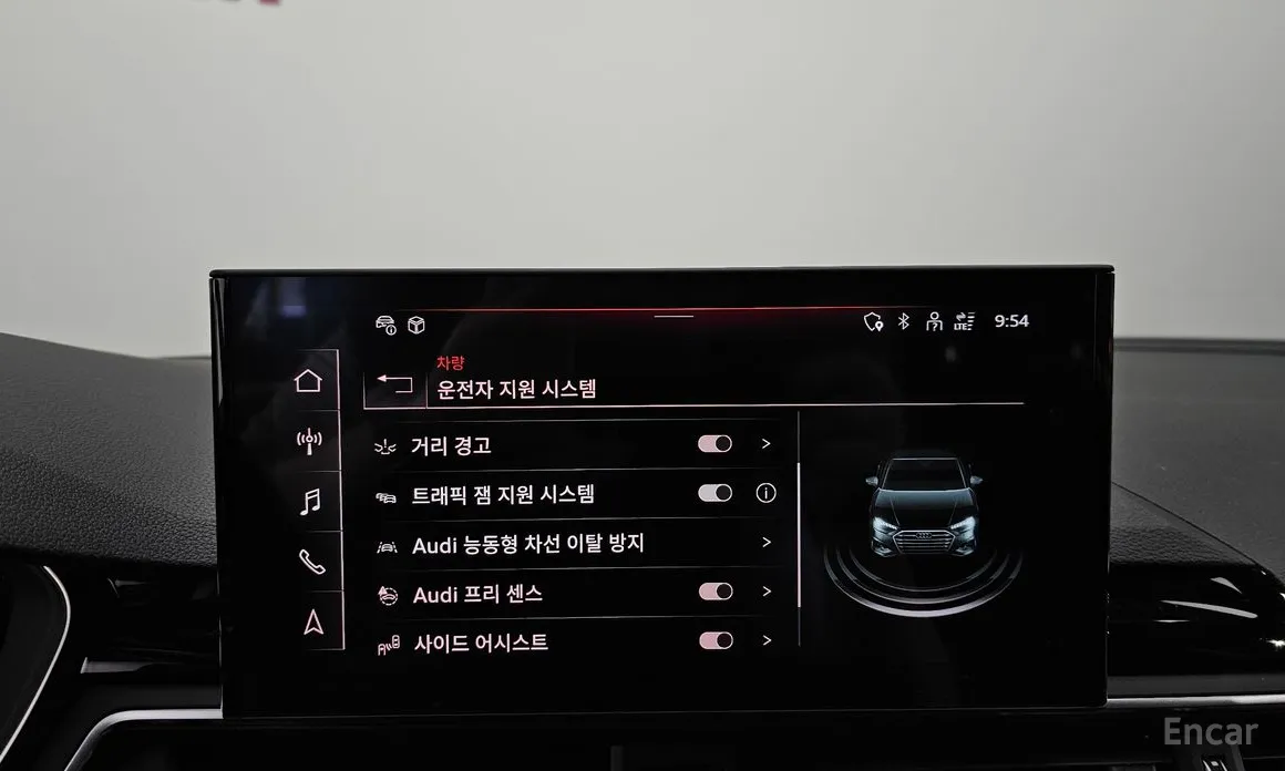 Фото 16 - Audi A4