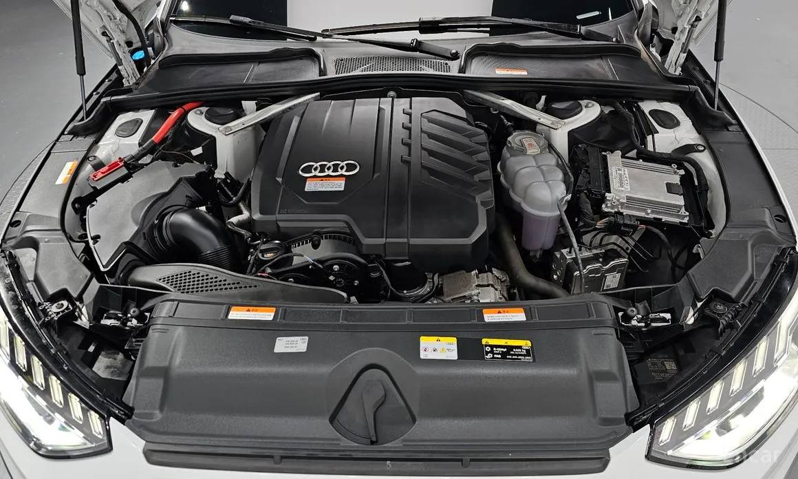 Фото 6 - Audi A4