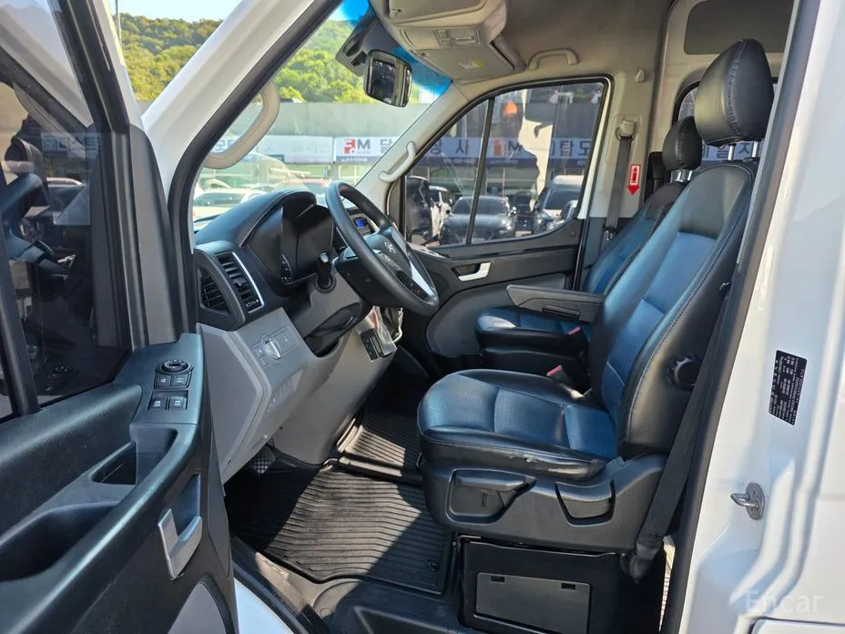 Фото 10 - Hyundai Solati