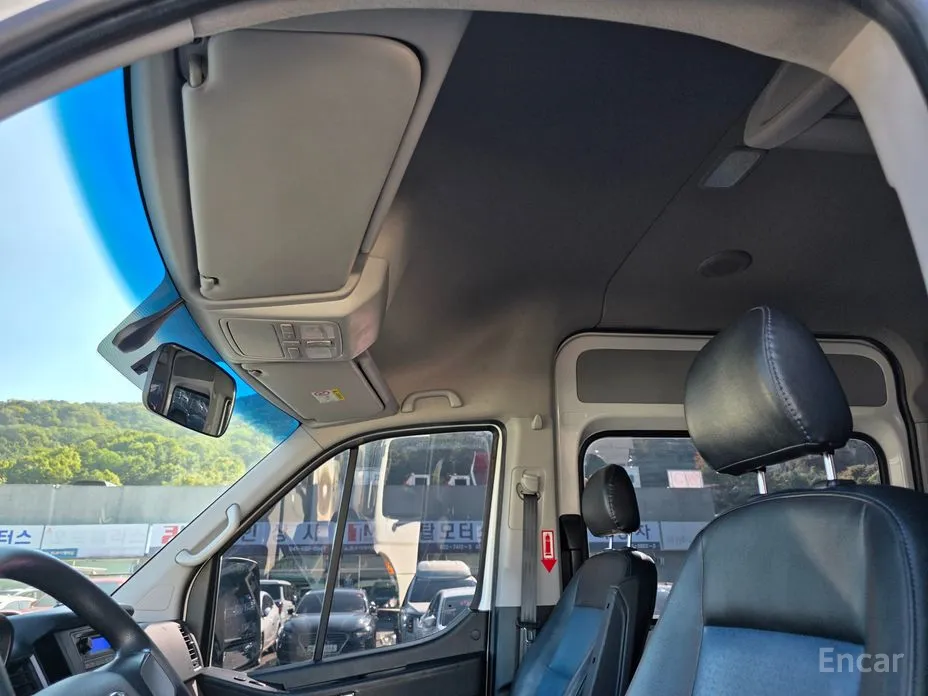 Фото 15 - Hyundai Solati