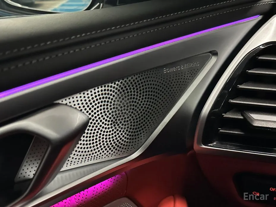 Фото 17 - BMW M8