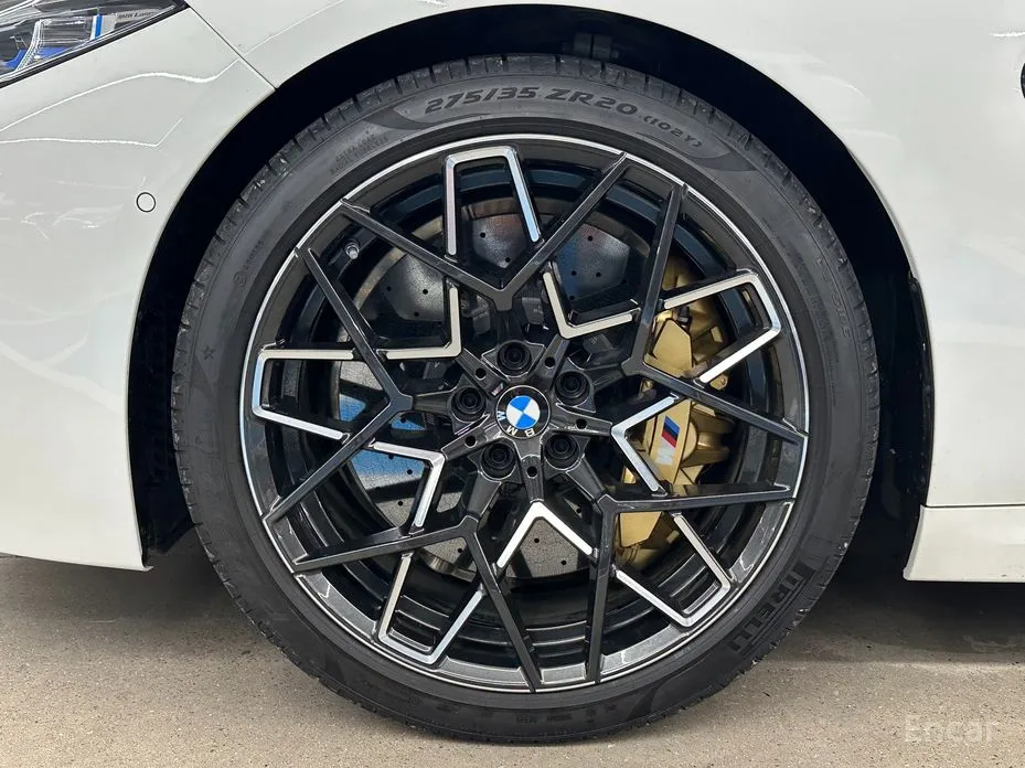 Фото 5 - BMW M8