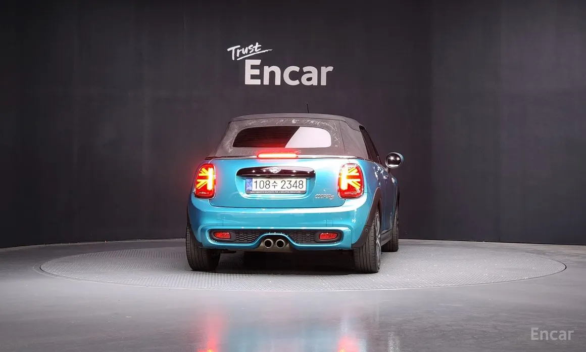 Фото 4 - Mini Cooper Convertible