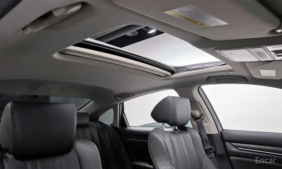 Фото 16 - Honda Accord