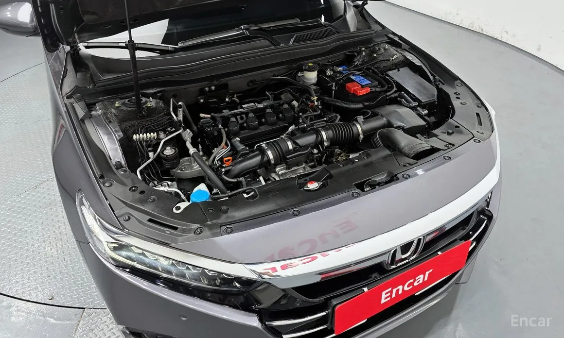 Фото 6 - Honda Accord