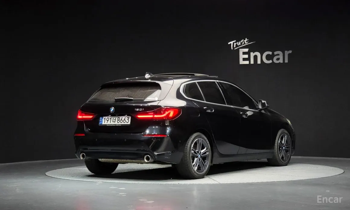 Фото 2 - BMW 1 Series