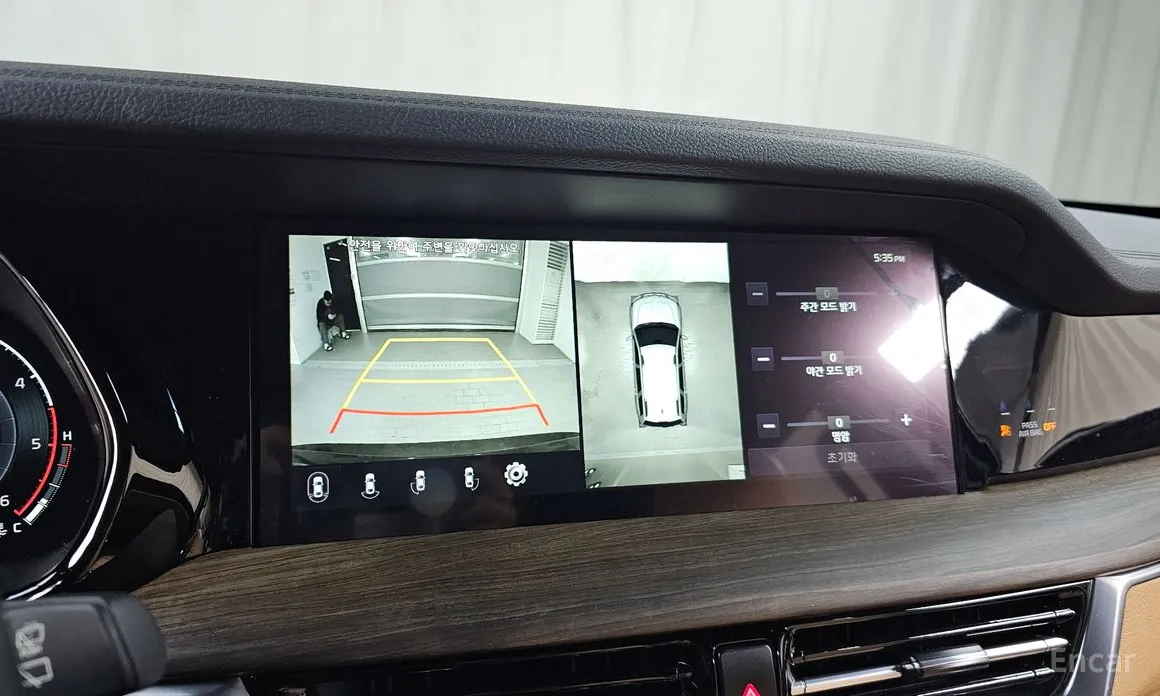 Фото 16 - Kia Mohave