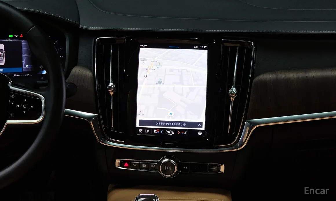 Фото 14 - Volvo S90