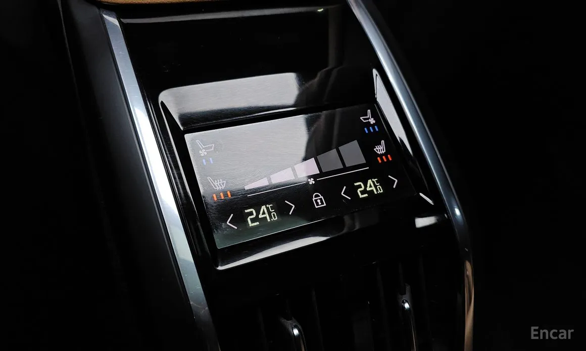 Фото 19 - Volvo S90