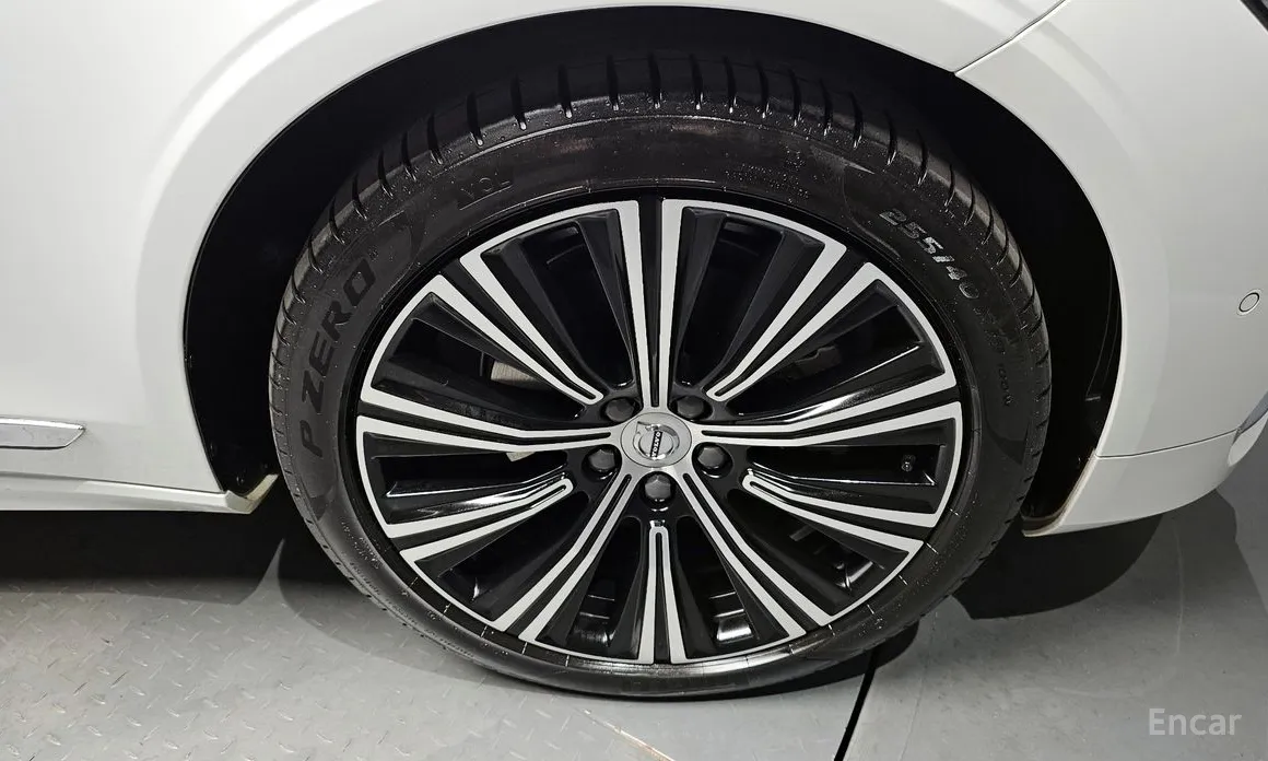 Фото 5 - Volvo S90