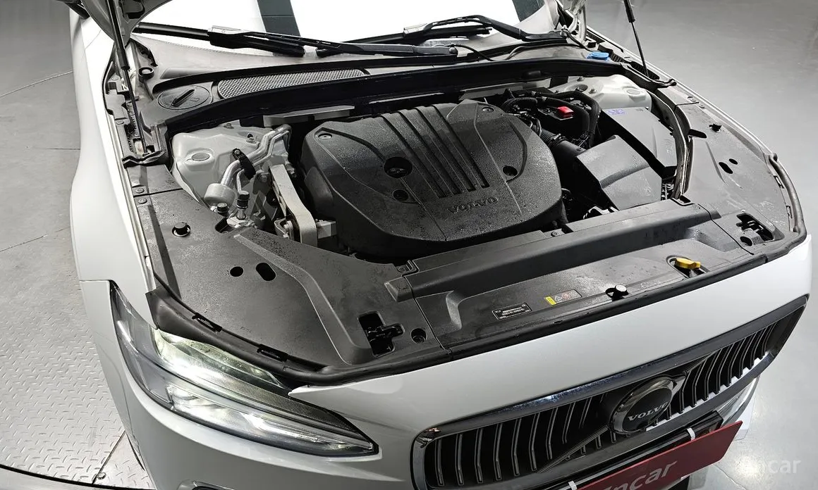 Фото 6 - Volvo S90