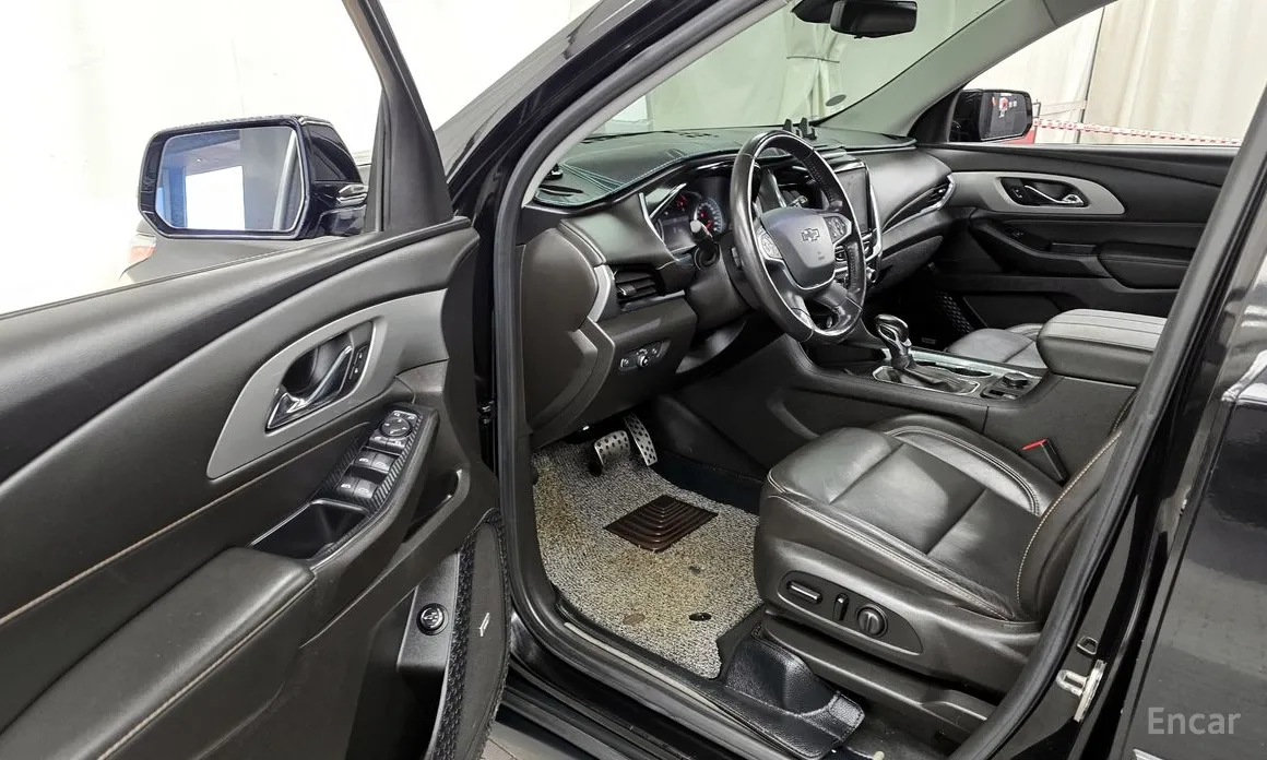 Фото 10 - Chevrolet Traverse