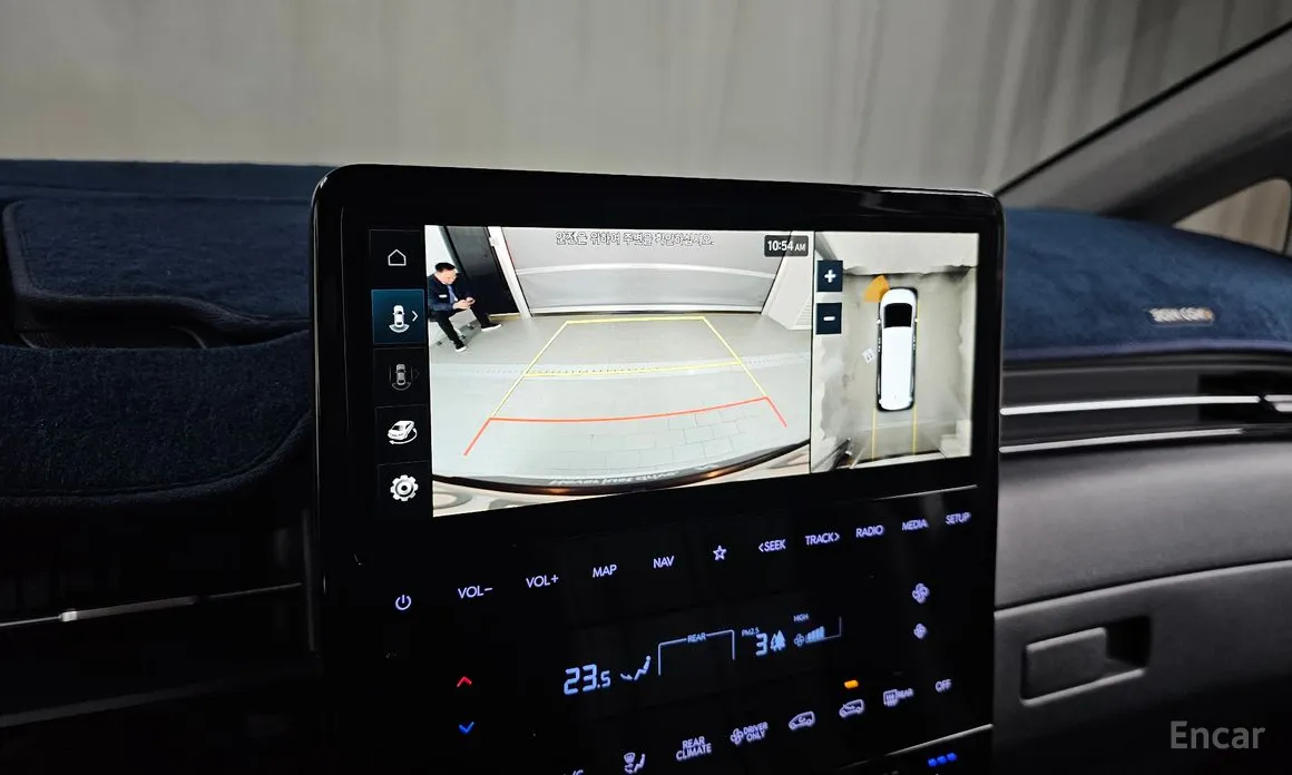 Фото 16 - Hyundai Staria