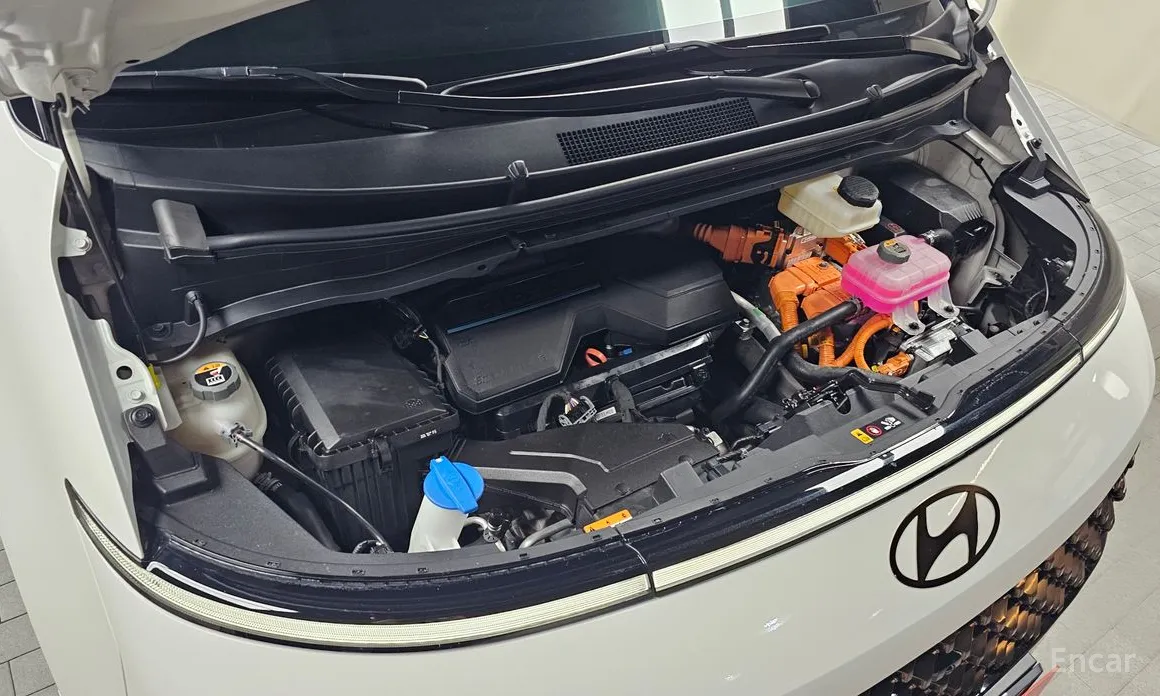 Фото 6 - Hyundai Staria