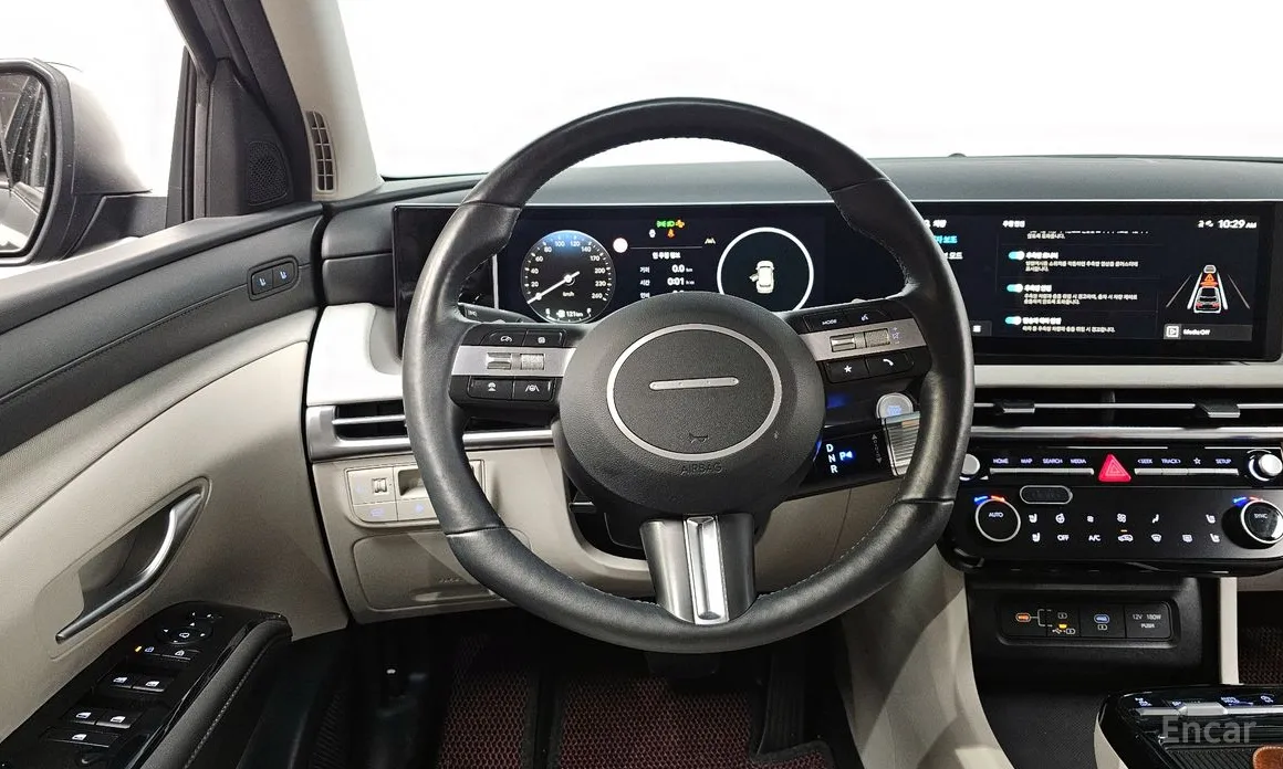 Фото 13 - Hyundai Tucson