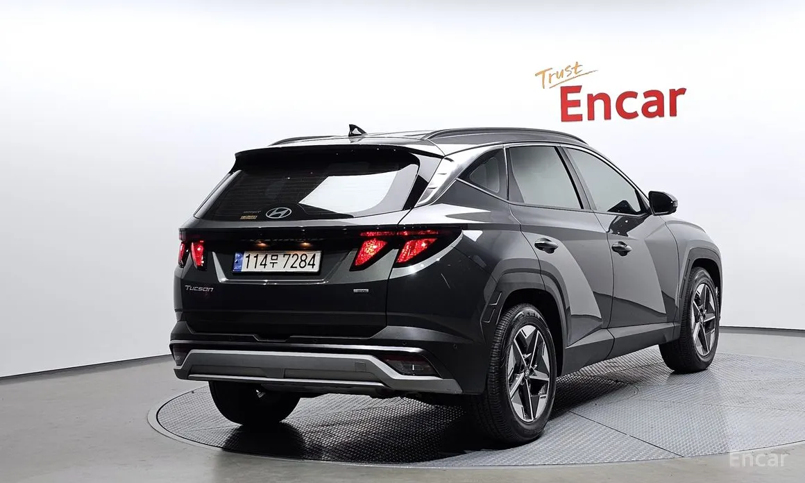 Фото 2 - Hyundai Tucson