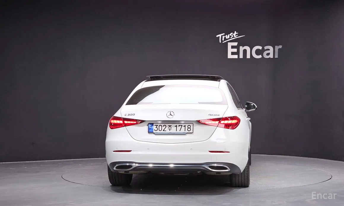 Фото 4 - Mercedes-Benz C-Class