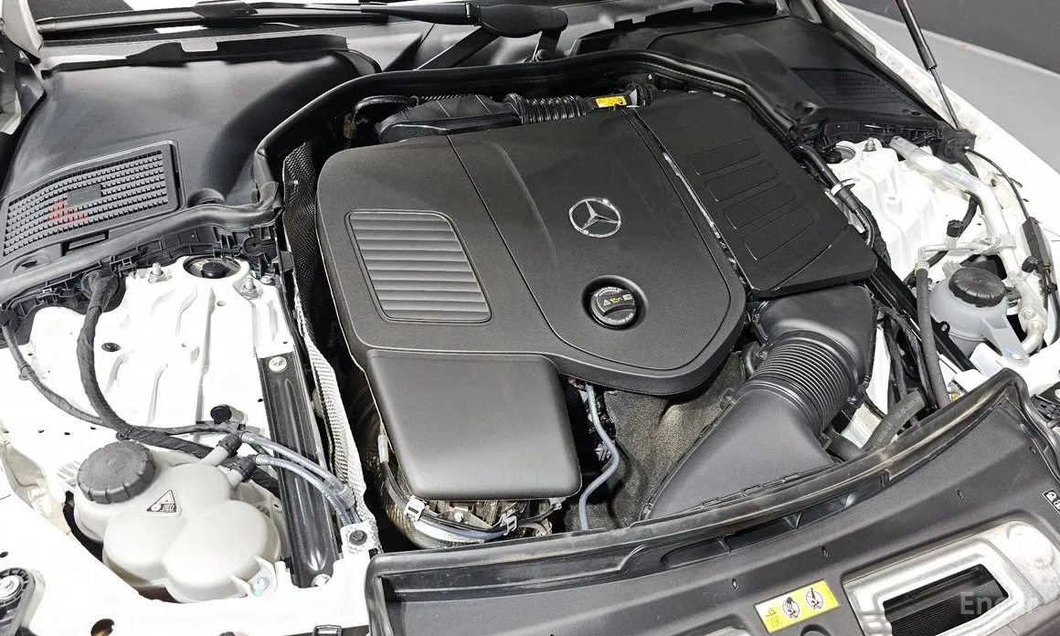 Фото 6 - Mercedes-Benz C-Class