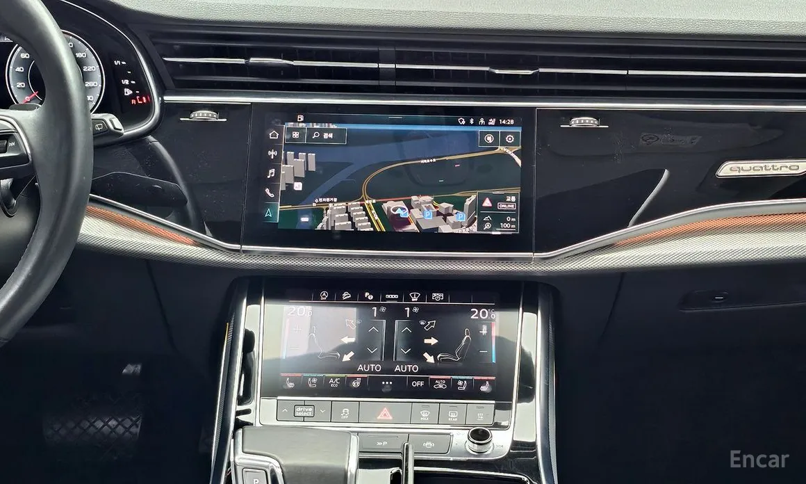 Фото 19 - Audi Q7