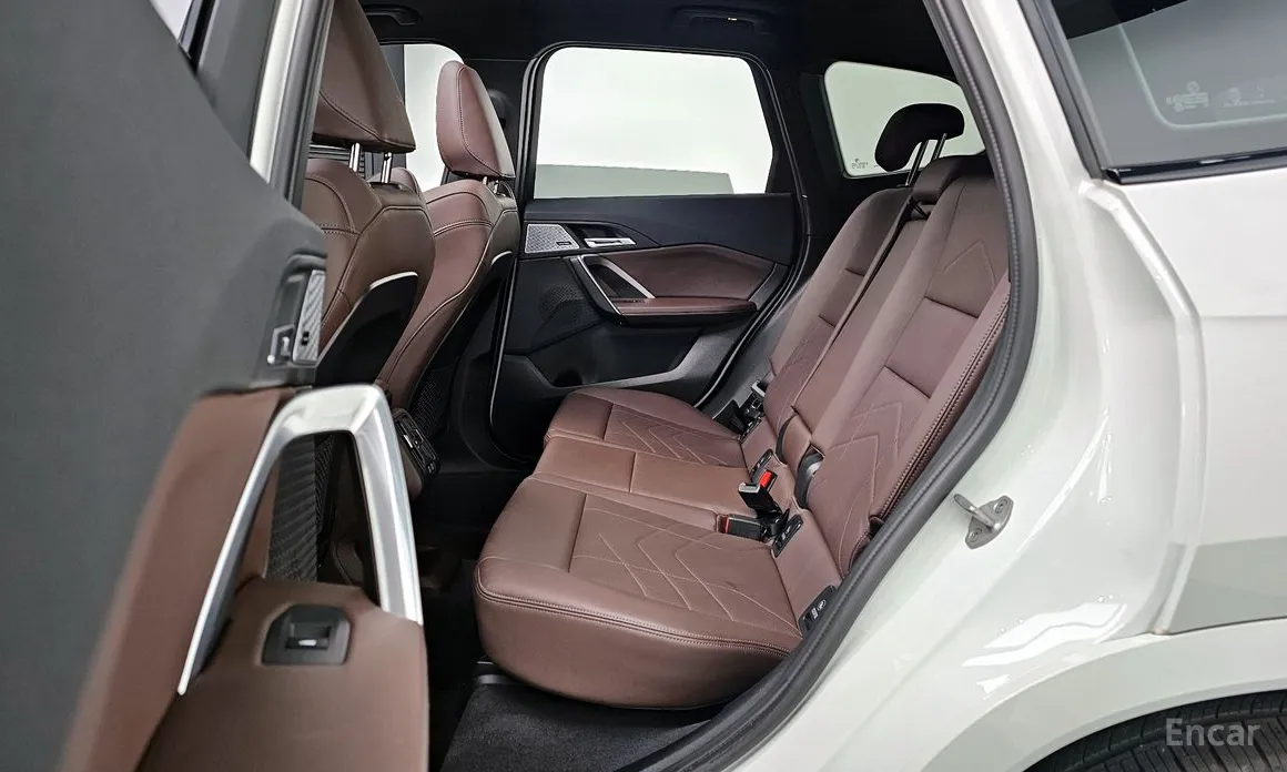 Фото 12 - BMW X1