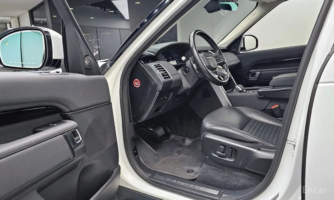 Фото 11 - Land Rover Discovery