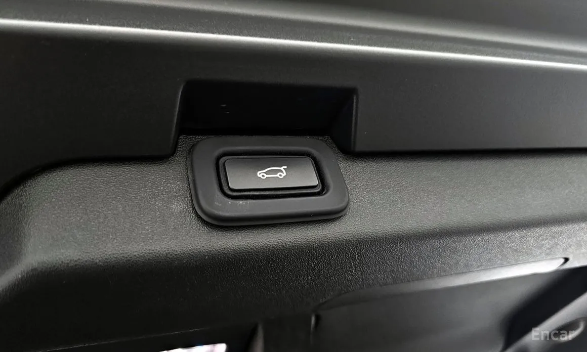 Фото 20 - Land Rover Discovery