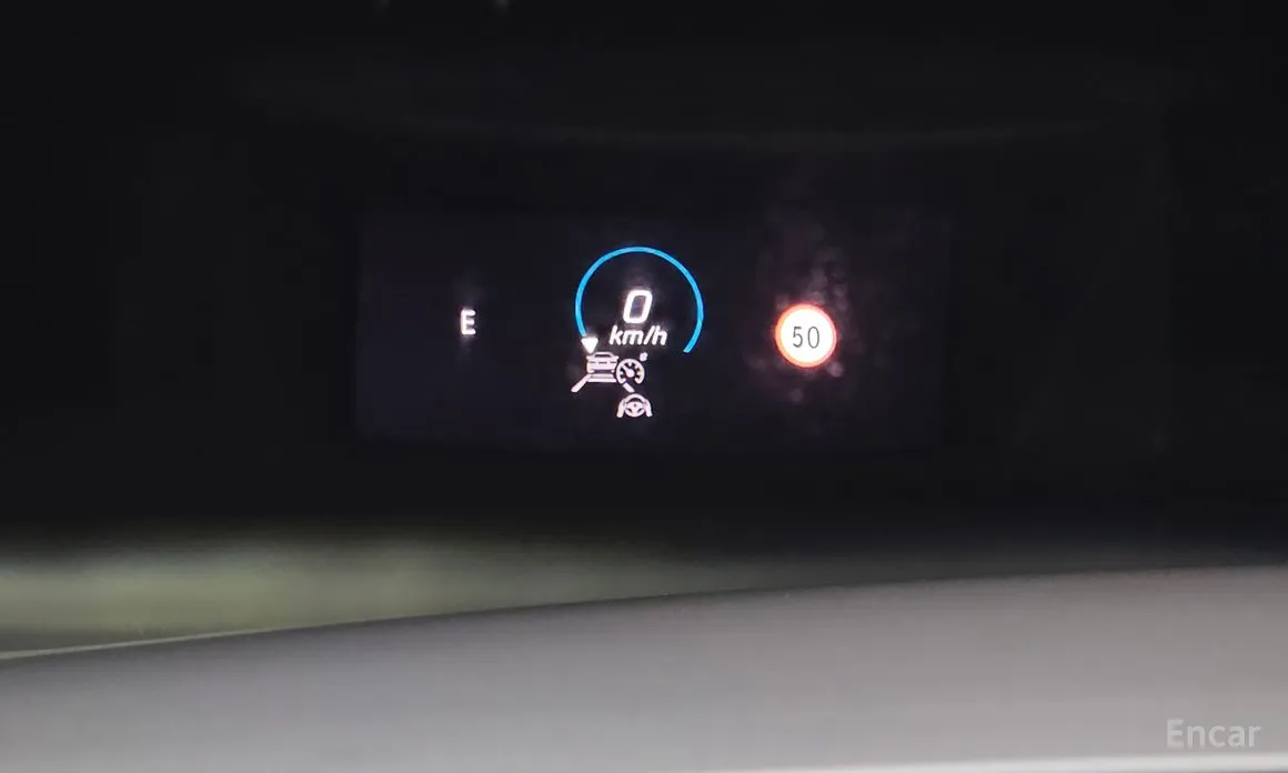 Фото 18 - Mercedes-Benz E-Class