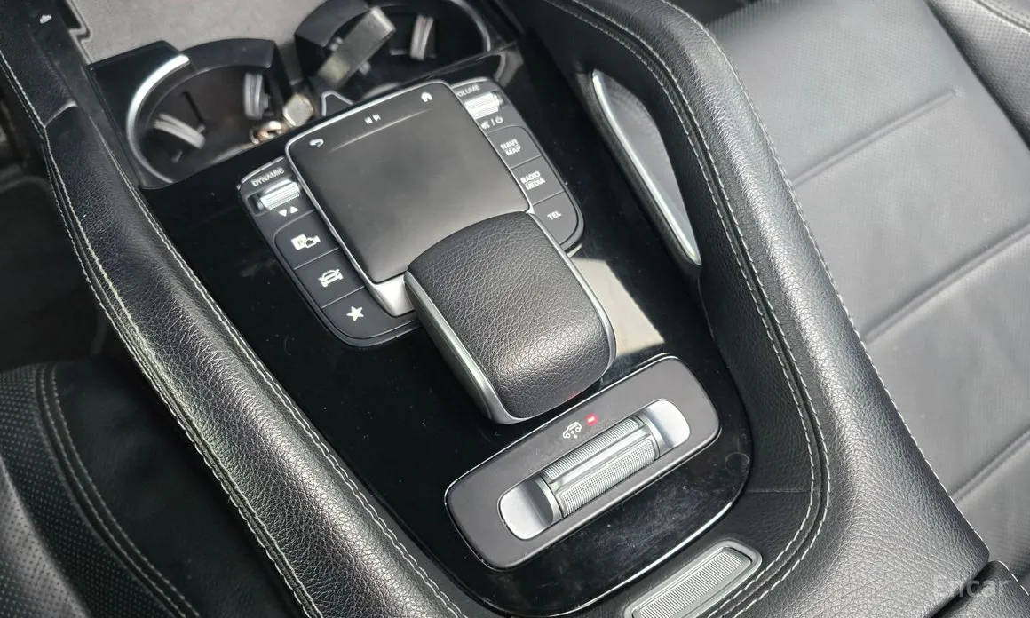 Фото 17 - Mercedes-Benz GLE-Class