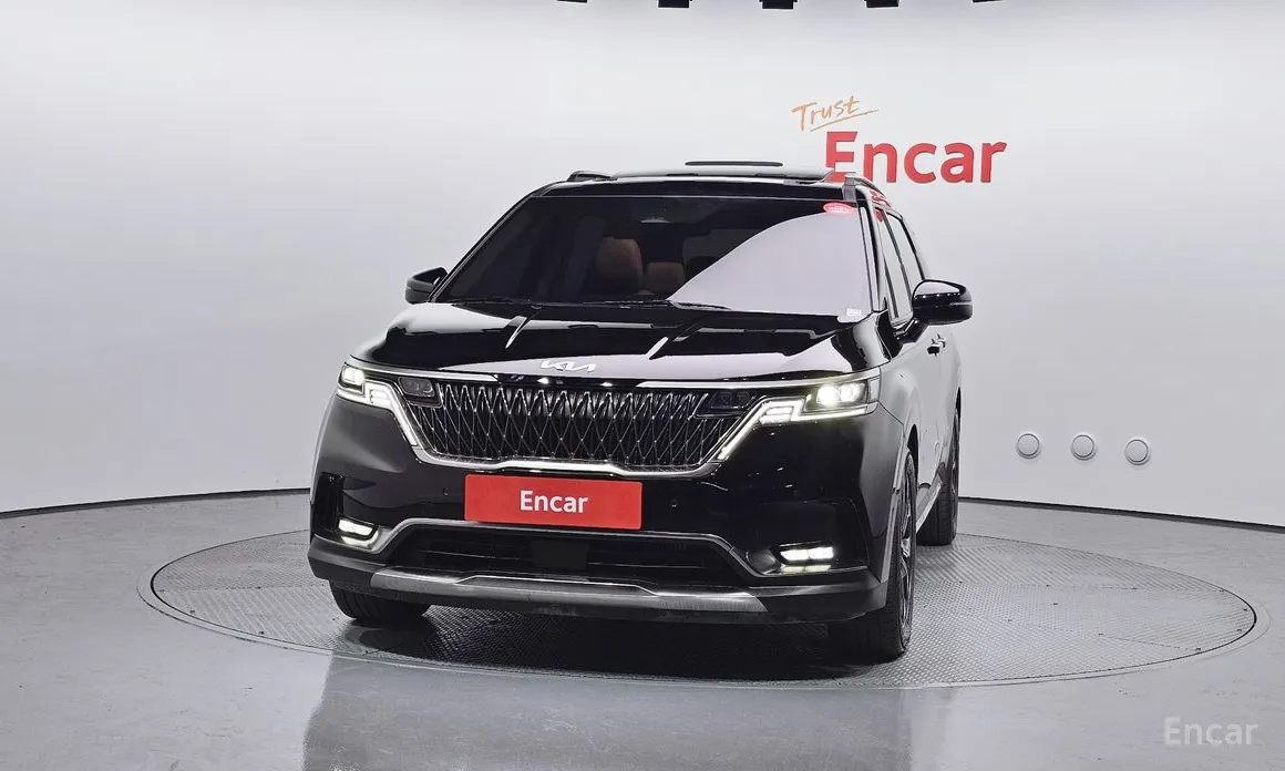 Фото 3 - Kia Carnival