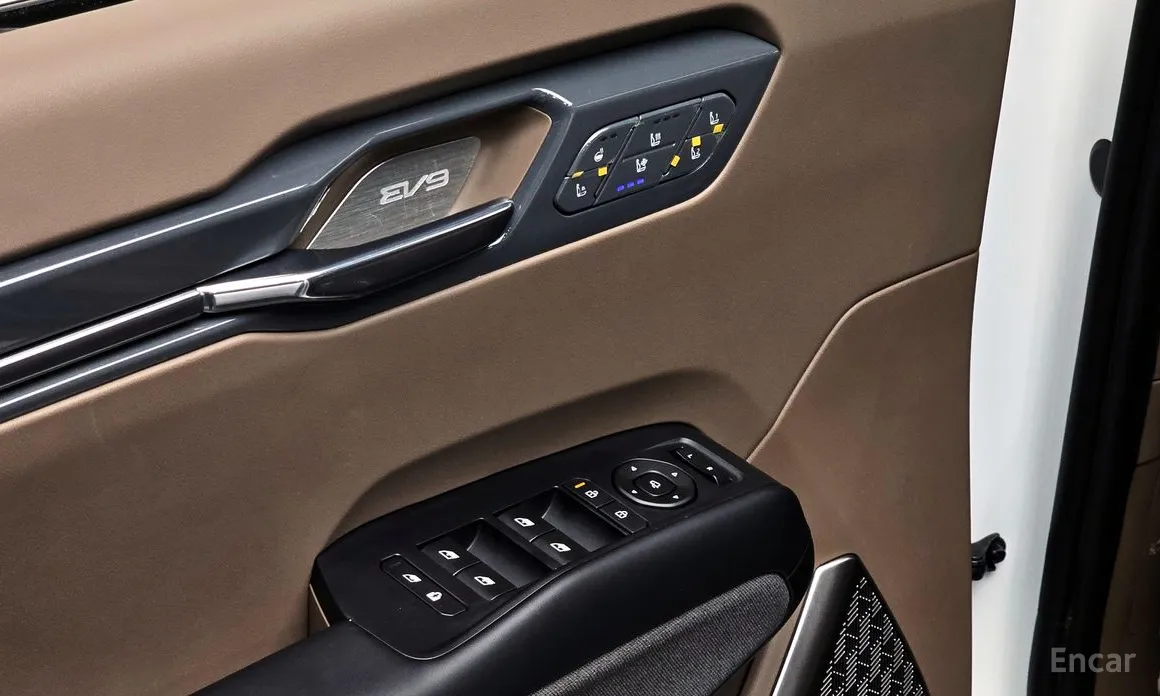 Фото 18 - Kia EV9