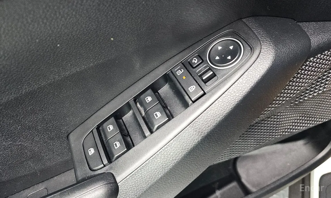 Фото 12 - Kia Seltos