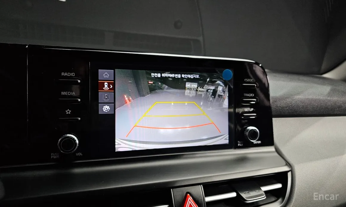 Фото 17 - Kia Seltos