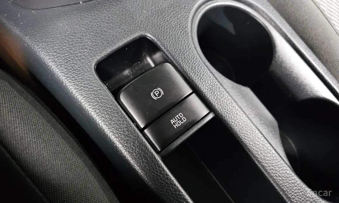 Фото 18 - Kia Seltos