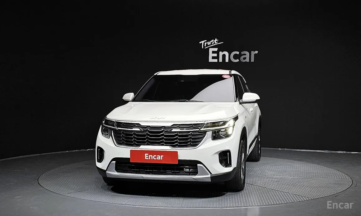 Фото 3 - Kia Seltos