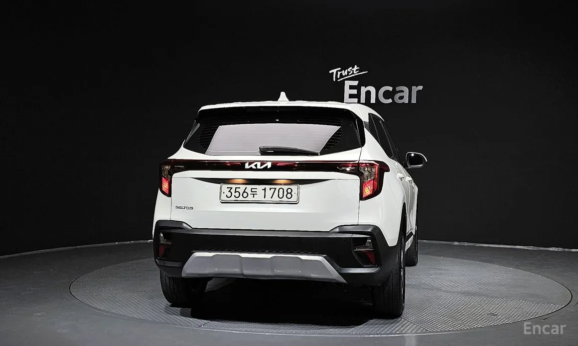 Фото 4 - Kia Seltos