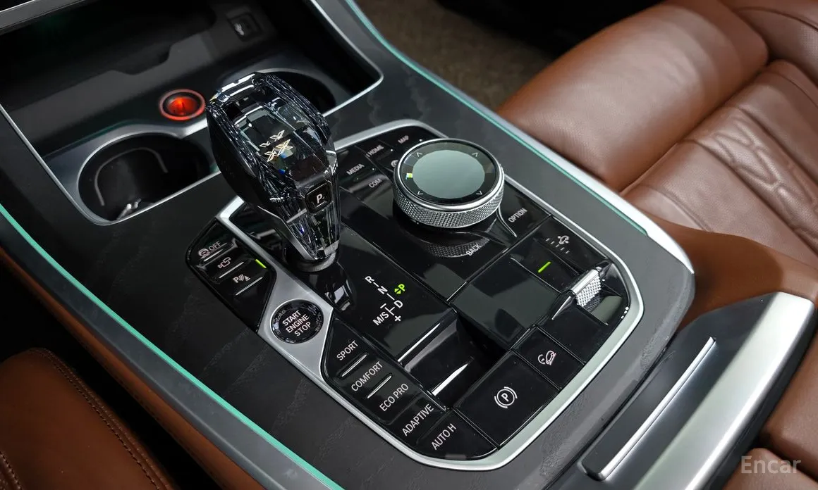 Photo 9 - BMW X7