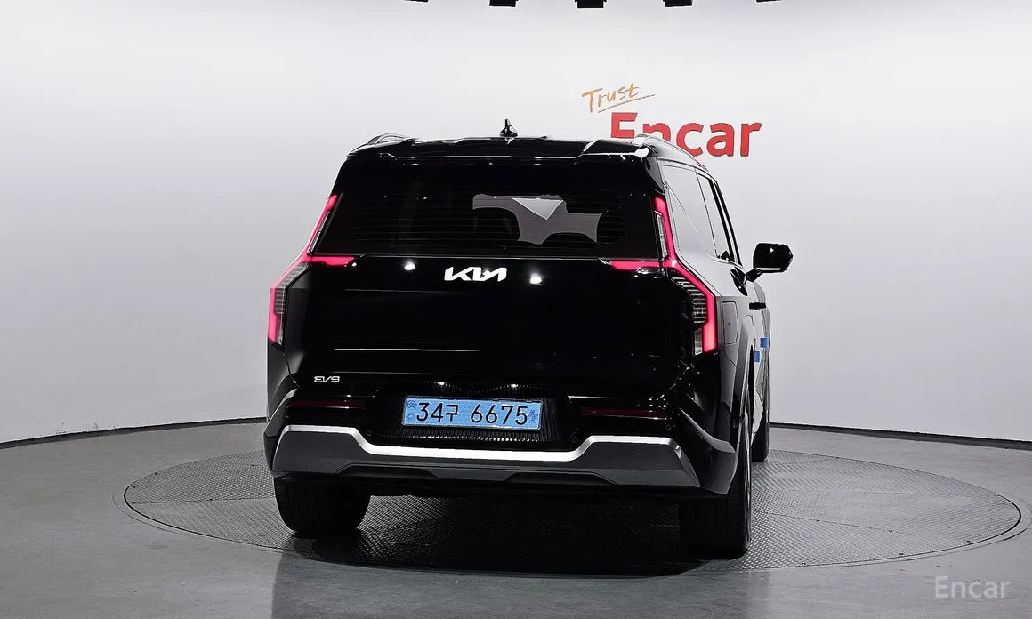 Фото 4 - Kia EV9