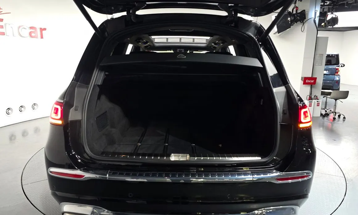 Фото 20 - Mercedes-Benz GLS-Class