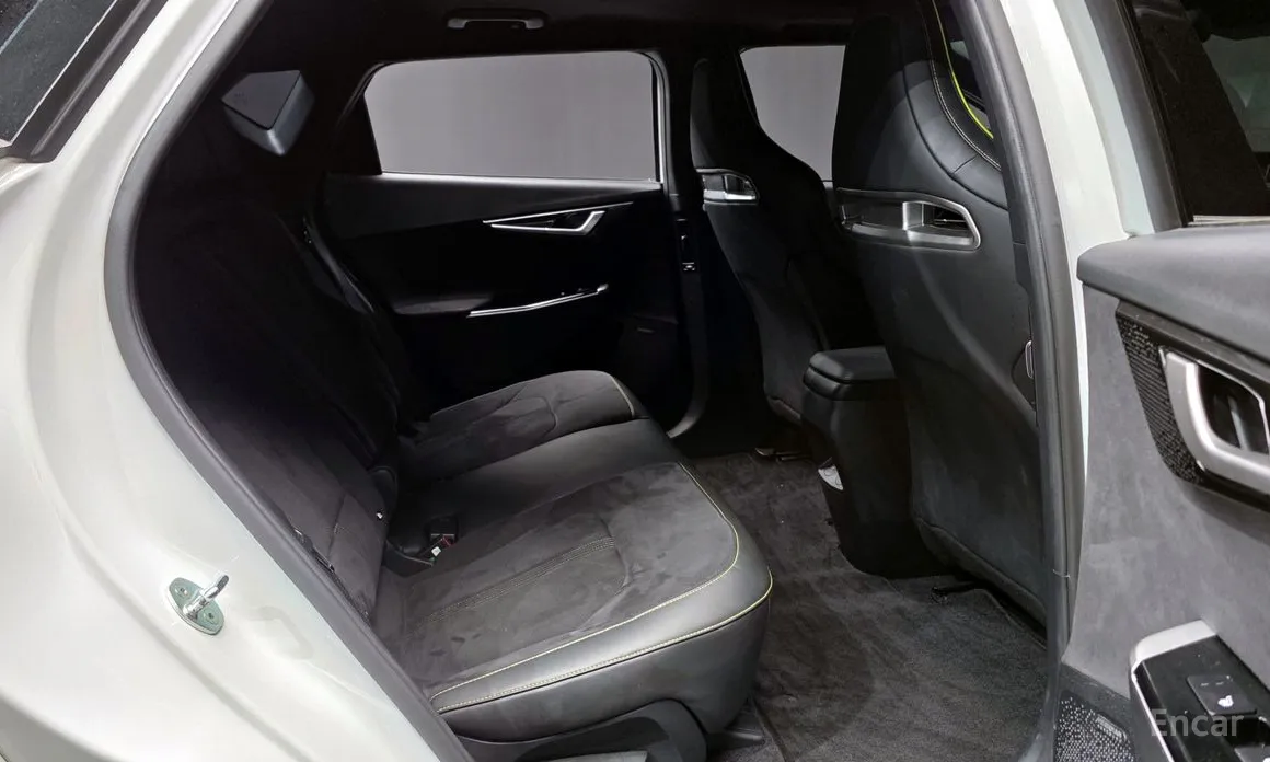 Фото 12 - Kia EV6