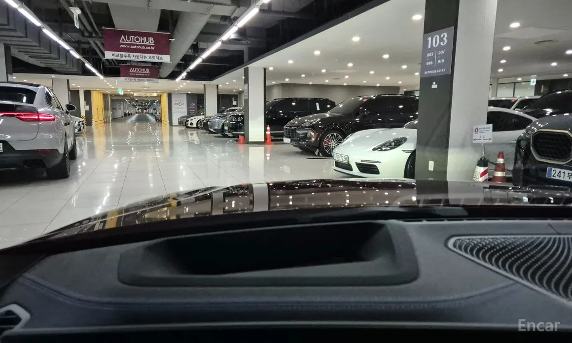 Фото 16 - BMW i4