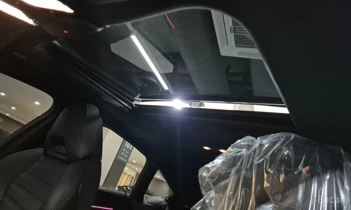 Фото 17 - BMW i4