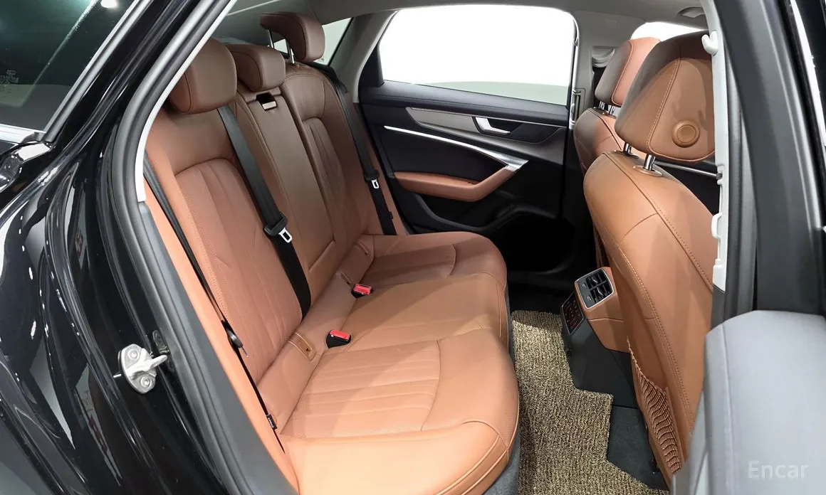 Фото 12 - Audi A6